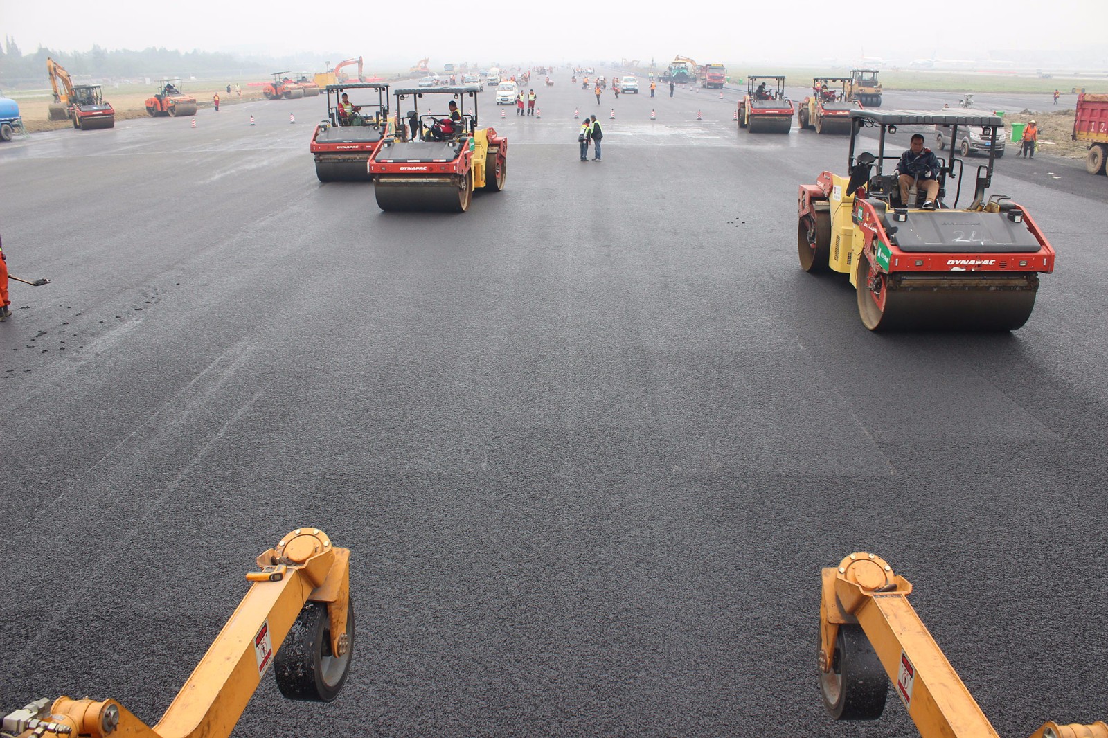 1692754570181271.jpg 1512542856739345.jpg